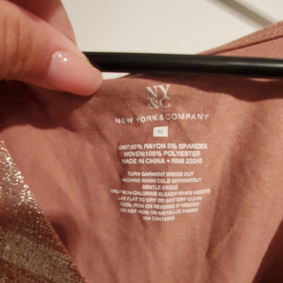 Blouse - Picture 2 of 3